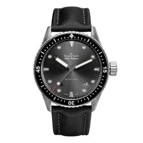 Herrenuhr, Blancpain Fifty Fathoms Bathyscaphe 5000 1110 B52A