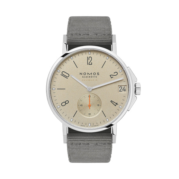         Damen- und Herrenuhr, Automatik, NOMOS Glashütte Ahoi neomatik 38 Datum sand