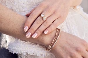 alle-schmuckstuecke-navigation-becker