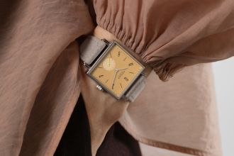 nomos-glashuette-tetra-kollektionskachel