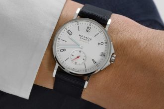 nomos-glashuette-ahoi-kollektionskachel