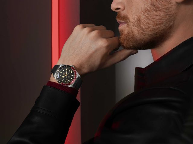 T24_PRO_M7939G1A0NRU-0002_081