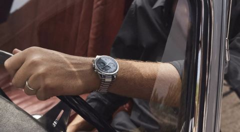 omega-speedmaster-kollektionsseite-banner-mobil